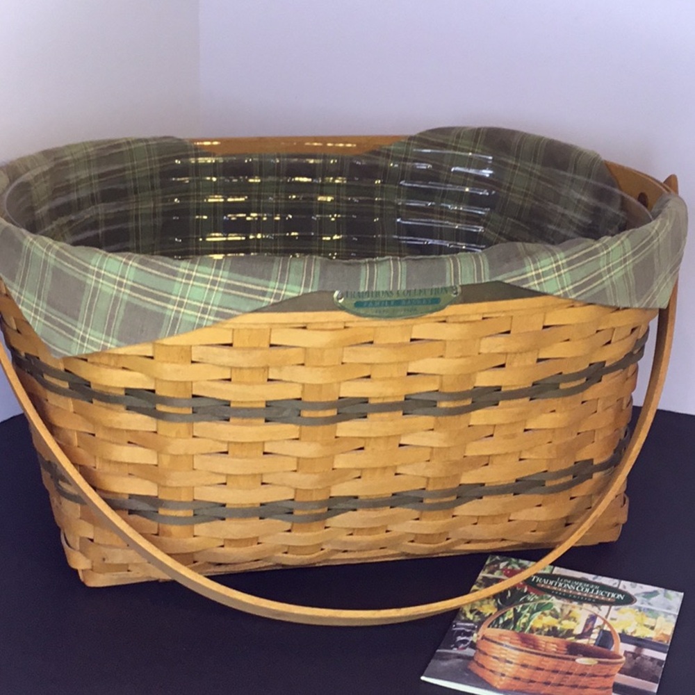 Longaberger 1998 Traditions Collection Handwoven Generosity Basket